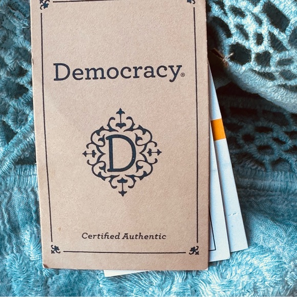 DEMOCRACY cold shoulder blouse lace detail subtle embroidery print Small - Picture 14 of 16